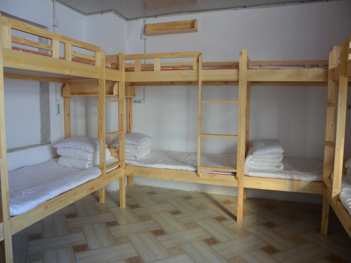 Snow Valley International Hostel Wuchang  エクステリア 写真