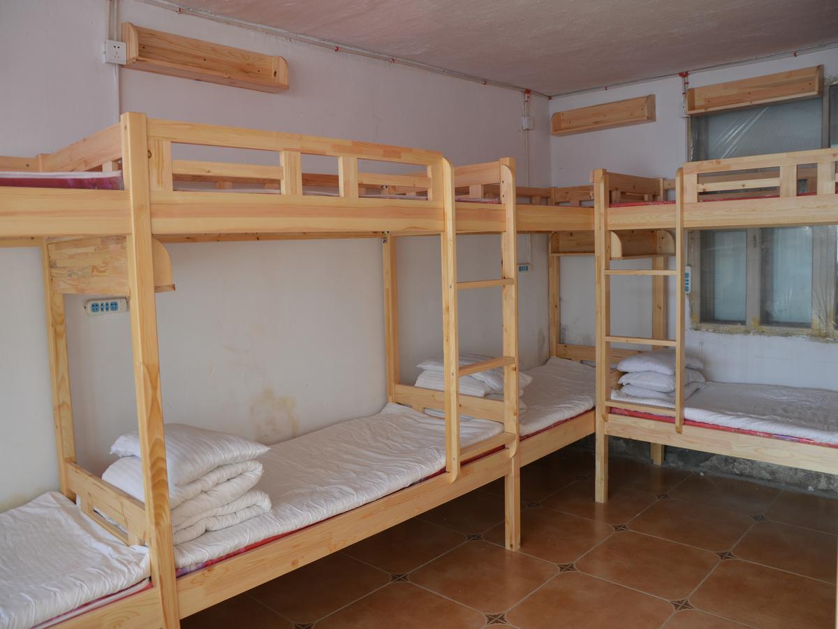 Snow Valley International Hostel Wuchang  エクステリア 写真